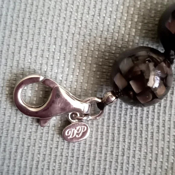 DALLAS PRINCE BLACK MOTHER OF PEARL TILE NECKLACE - Picture 4 of 10